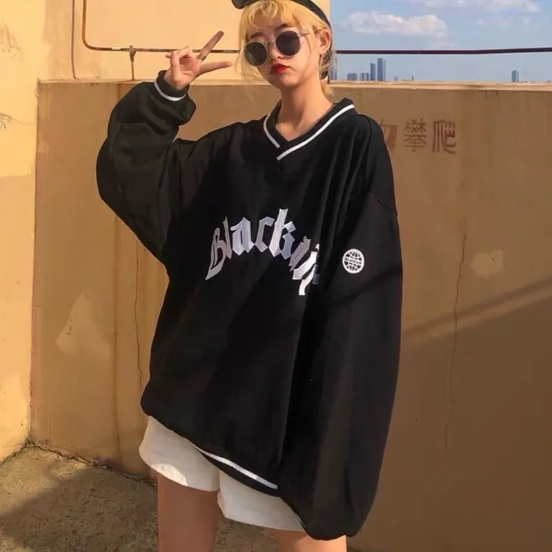 Vintage Bear Embroidery Sweatshirts Women Harajuku Streetwear Casual Long Sleeve Crewneck Oversized Fashion Hoodie Korean Girls