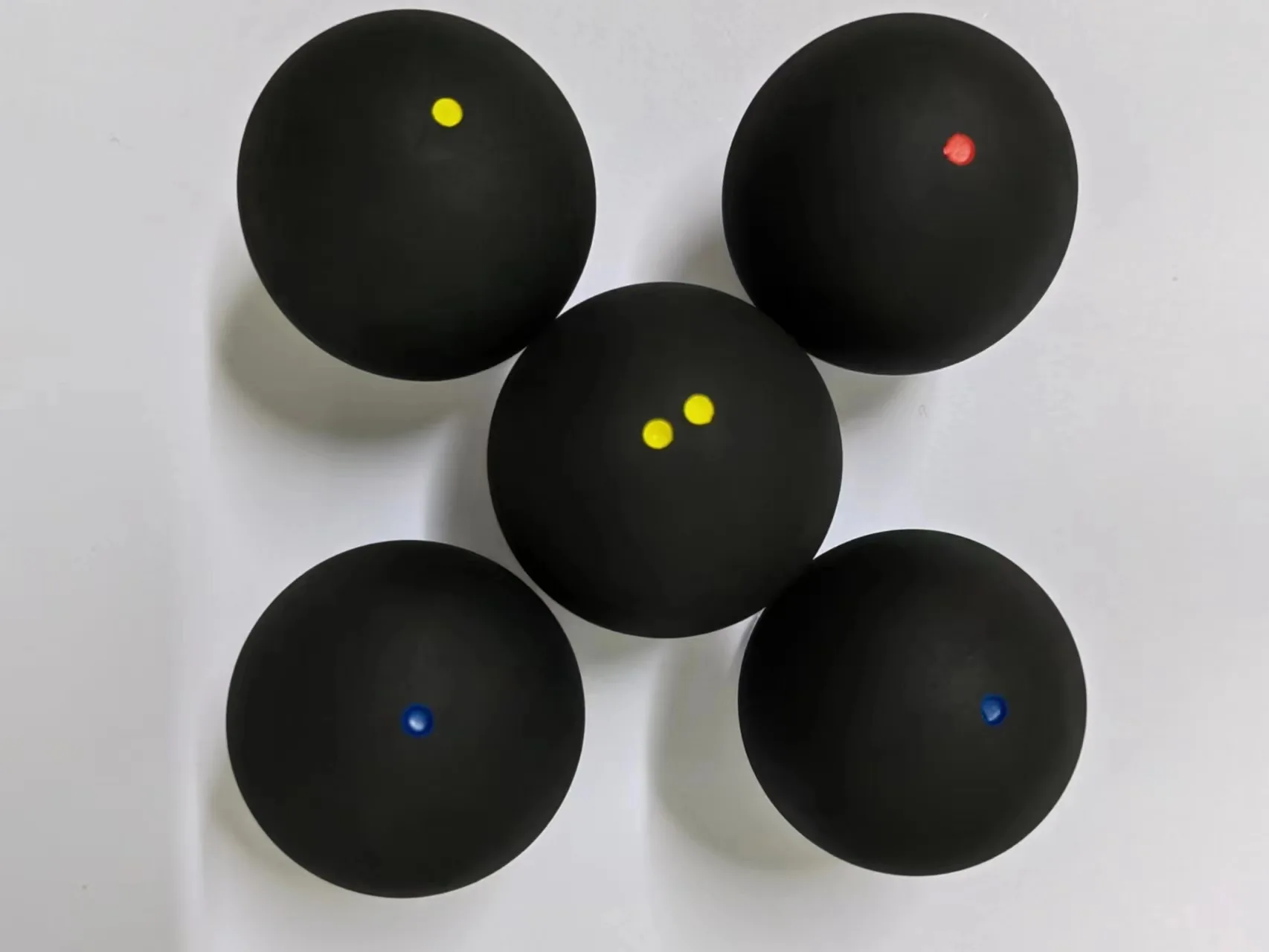 2Pcs 4Pcs Double Yellow Point Squash Balls Rubber Squash Racquet Balls Squash Speed Training per Double Yellow Dots Squash Ball