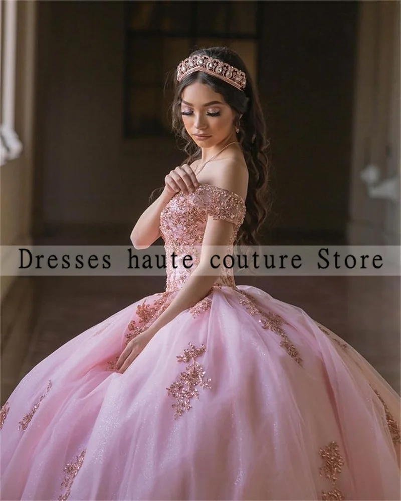 Rose de luxe Robes De Quinceanera 2022 Hors De L'épaule robes de soirée Appliques Robe d'anniversaire pour 16 ans à Lacets Anniversaire Personnalisé