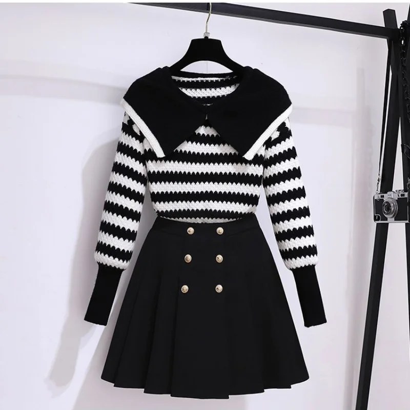 Women's 2023 Autumn/Winter New Suit Academy Style Doll Neck Striped Sweater Slim Versatile Short Skirt Two Piece Set Fashion