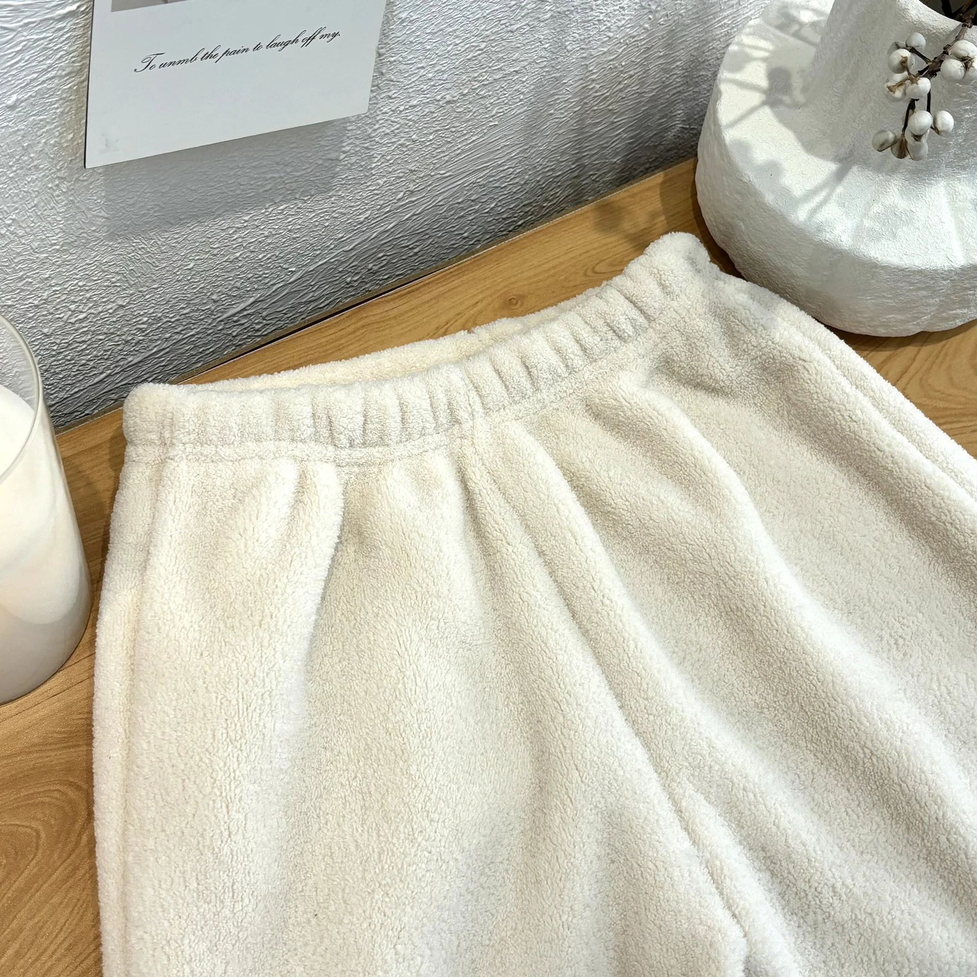 2026 Herbst Winter Lammfell-Sets Baby Jungen Mädchen Einfarbig Plüsch Dick Warm Revers Reißverschluss Mantel+Hose 2-teiliges Kinder Freizeitoutfit – Detail 11