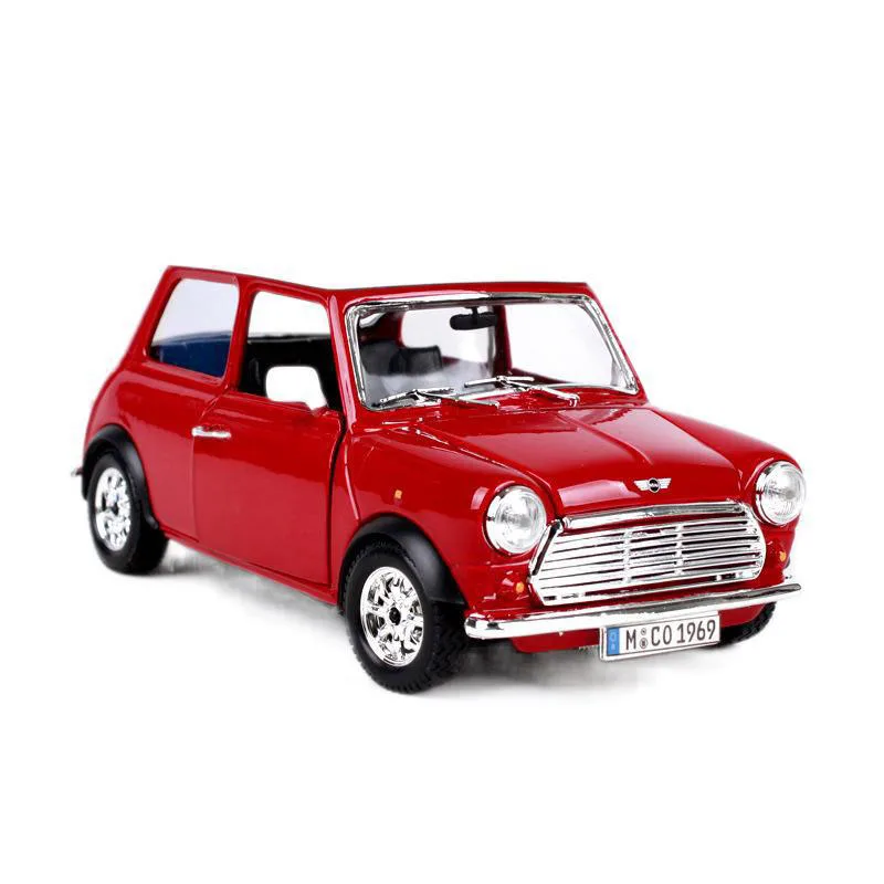 Maisto 1:24 Mini Cooper Fiat 500L 15 CV TA Car Static Die Cast Vehicles Collectible Model Car Toys For Kids Gift