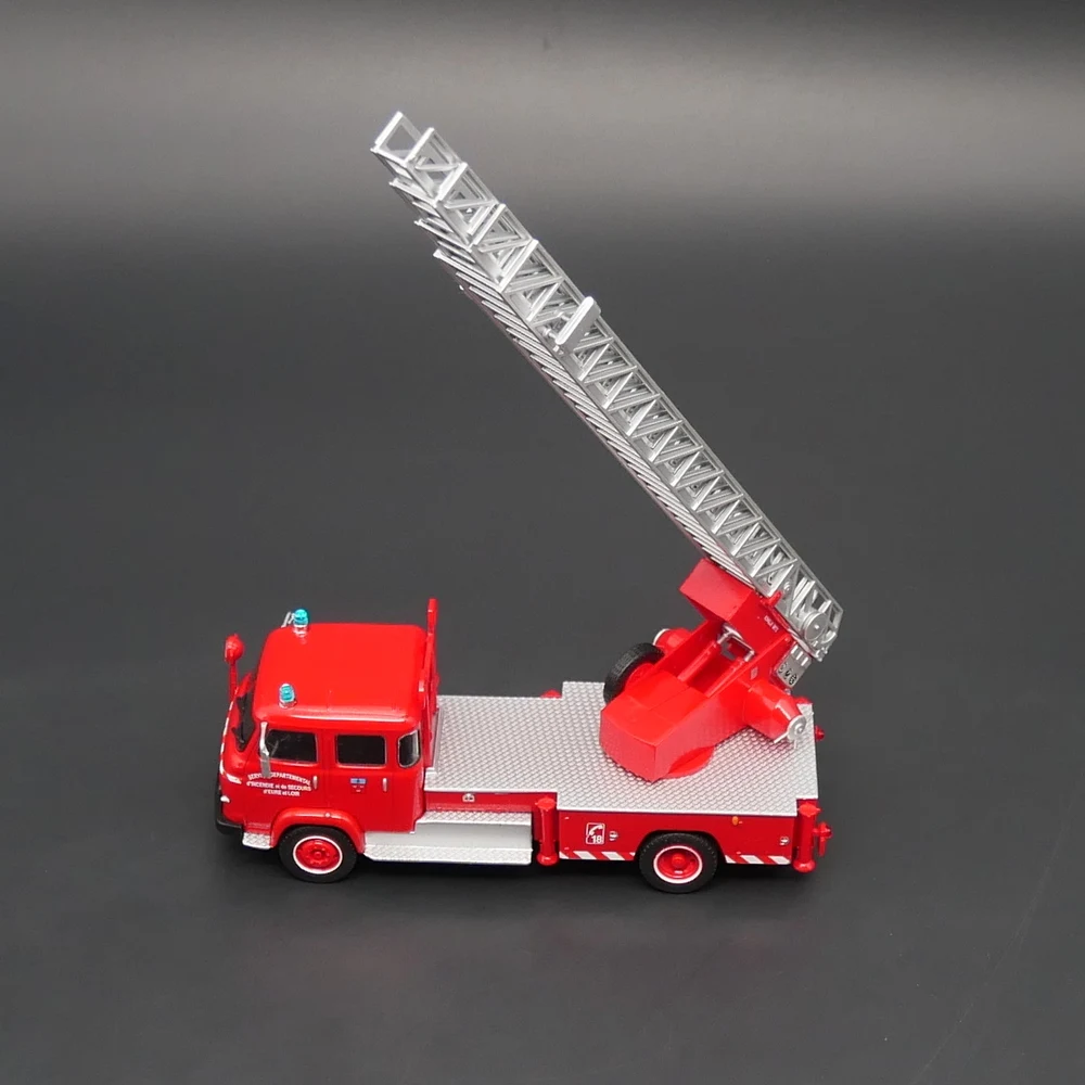 

Литой под давлением Ixo 1:43 Масштаб Saviem S7 Renault Saviem Пожарная машина Лестница Модель автомобиля из сплава Металлическая игрушечная машина Модель автомобиля из сплава Коллекционная игрушка