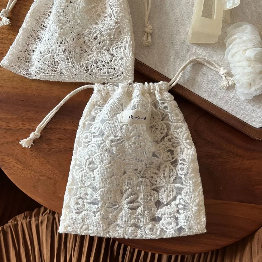 Vintage White Lace Embroidered Cosmetic Storage Bags Cases Cotton Hollow Flower Drawstring Makeup Storage Pouch Bag