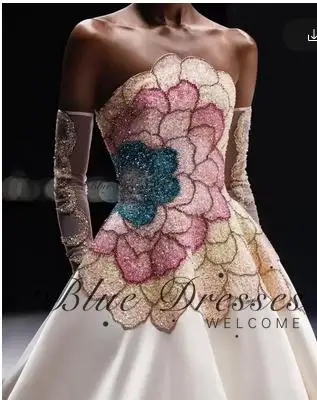 Customized Luxury Strapless Dubai Evening Dress with Gloves Elegant Beige Satin Long Women Wedding Party Gowns