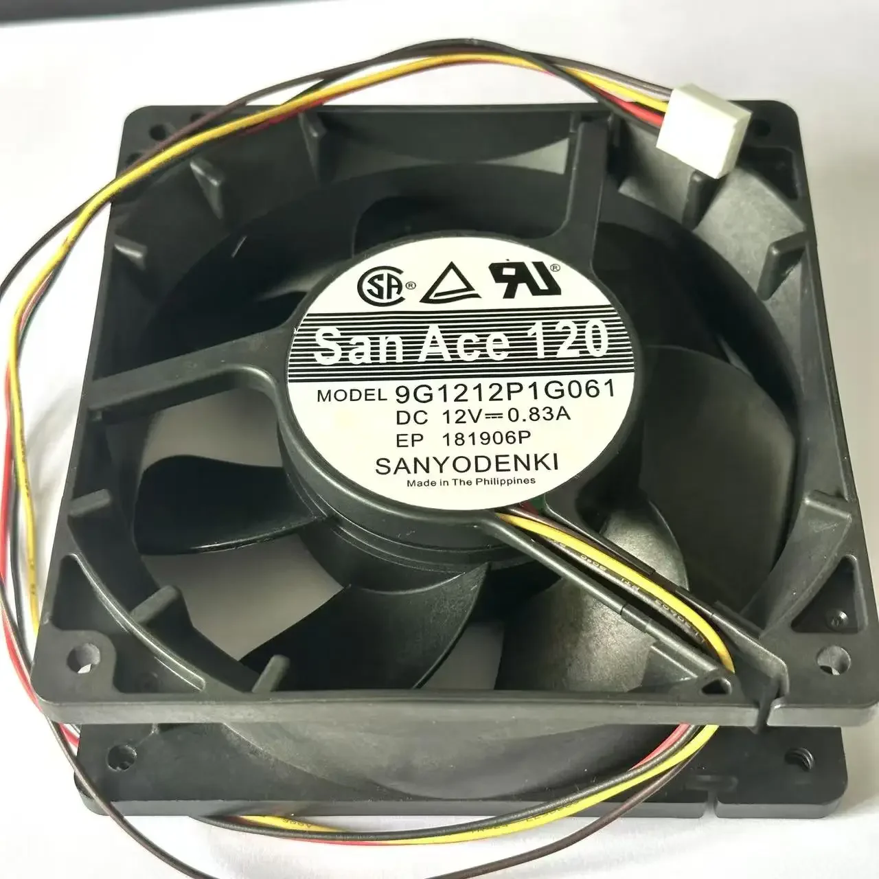 SANYO Denki 9G1212P1G061 DC 12V 0.83A 120x120x38mm 4-Wire Server Cooling Fan