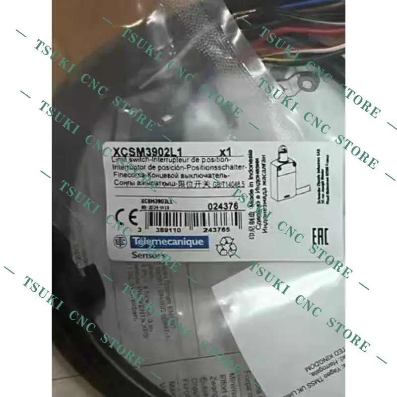 XCSM3902L1 limit switch, brand new, fast shipping