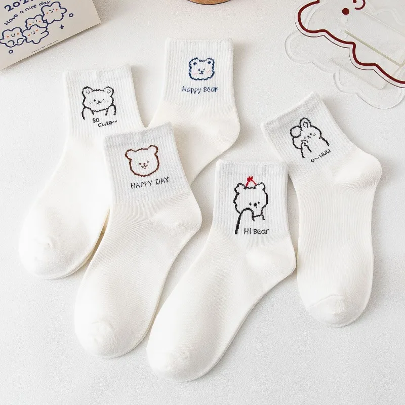 

5 Pairs Spring Fashion New Cartoon Bear White Middle Socks Sweat Absorbing and Breathable College Style Women's Middle Socks