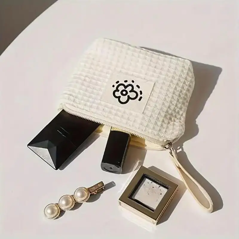 حقيبة مكياج نسائية صغيرة باللون الأخضر ماتشا محمولة ومحفظة للعملات المعدنية وسماعات الركاب وأحمر الشفاه وحقيبة تخزين بسلسلة مفاتيح من القماش المزدوج