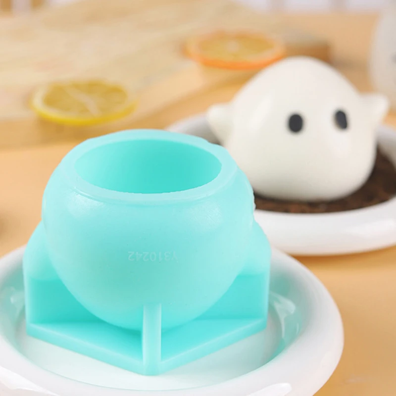 

Creative Small Pudding Milk Jelly Food Grade Silicone Mold Cute Cartoon Creative Dumpling Cake Mold