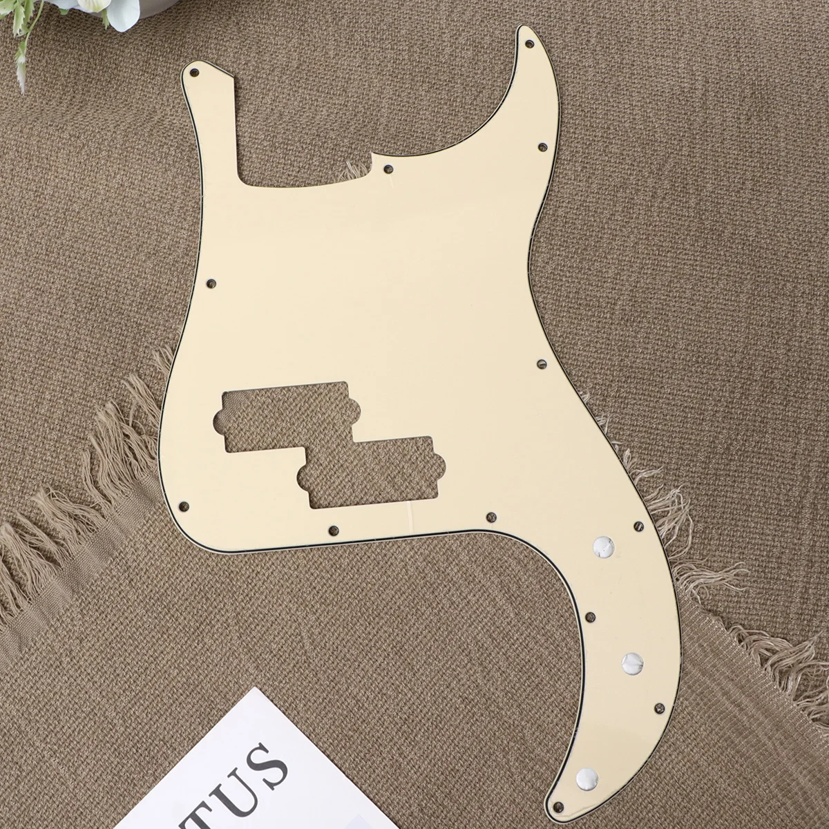

13 Holes Scratch Plate Electric Bass Guard PB Anti-scratch Guitar Beige