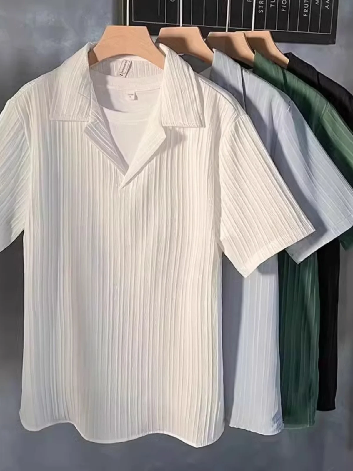 

Loose Fit Cuban Collar ort Sve irt Men's Simple Sli Five-Quarter Sve Drapey Top Large Size Casual Summer irt