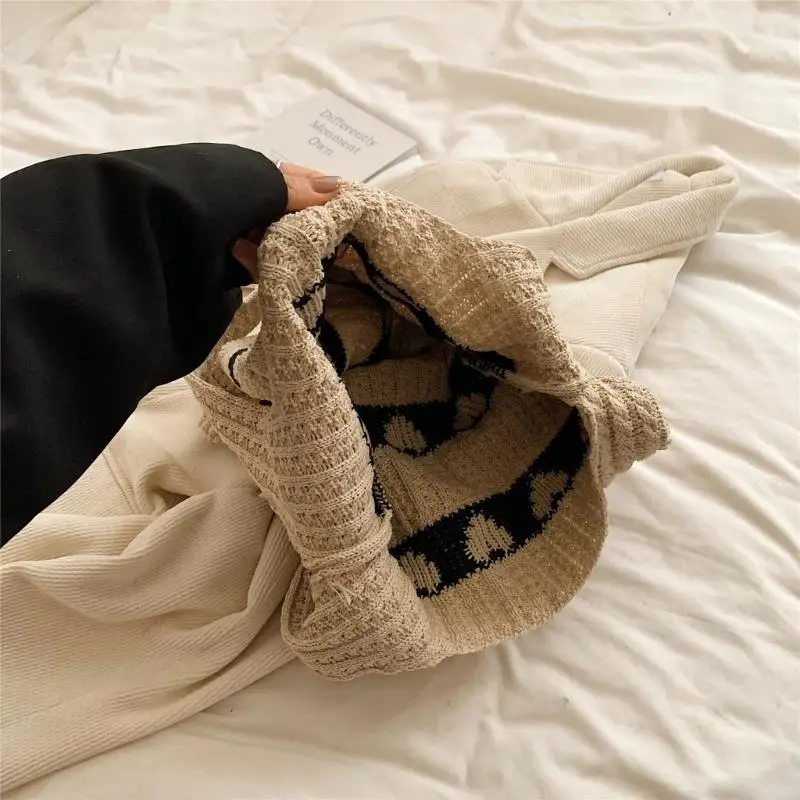 

D46D Women Heart Knitted Underarm Crossbody Bag Beach Crochet Shoulder Bag Purse
