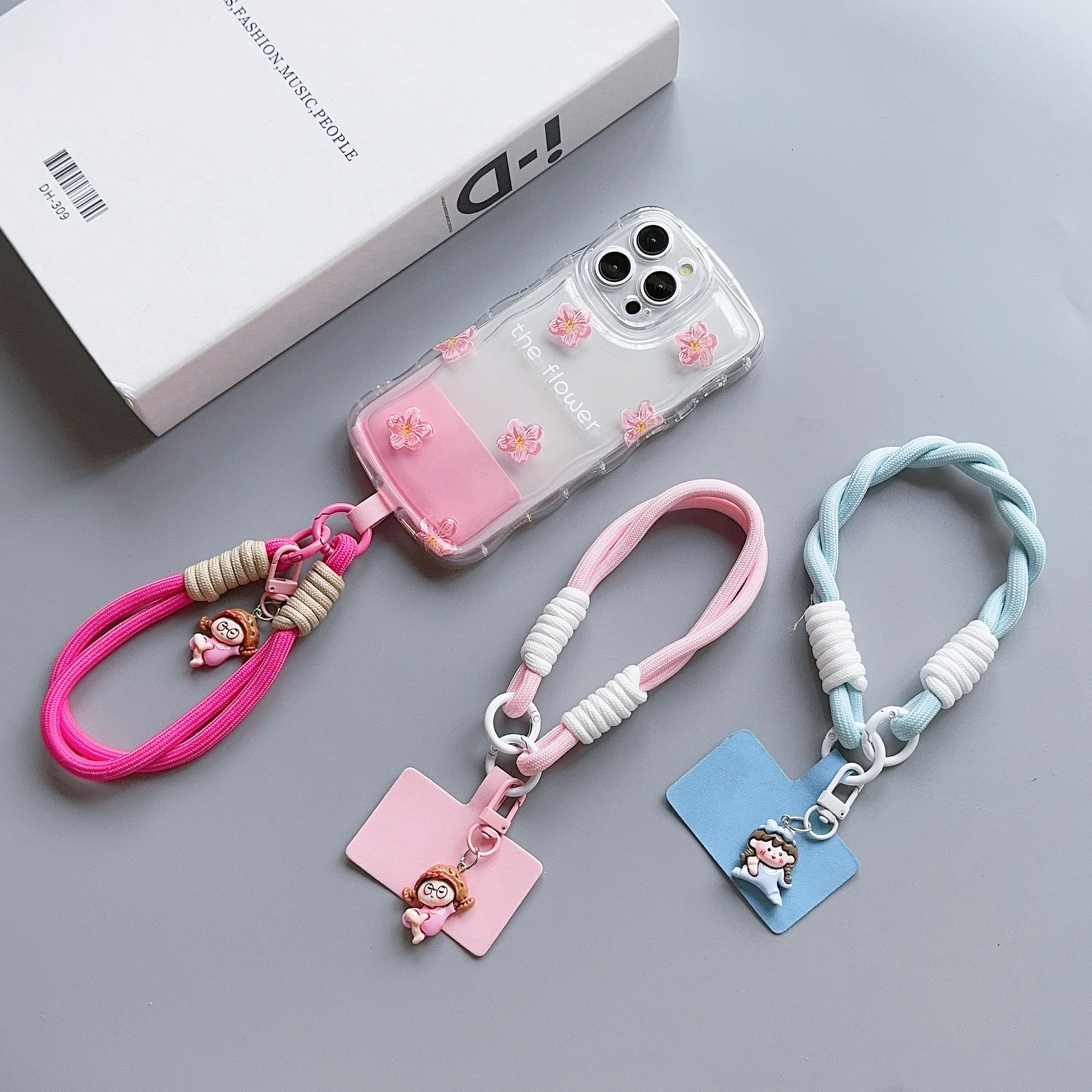 

Creative cartoon mobile phone universal lanyard wrist strap Hand strap short rope mobile phone cartoon pendant accessories