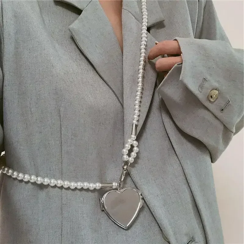 Fashion Long Necklace with Mirror Heart Pendant Women Pearl Shoudler Chain Personality Jewelry Wedding Party Accessories