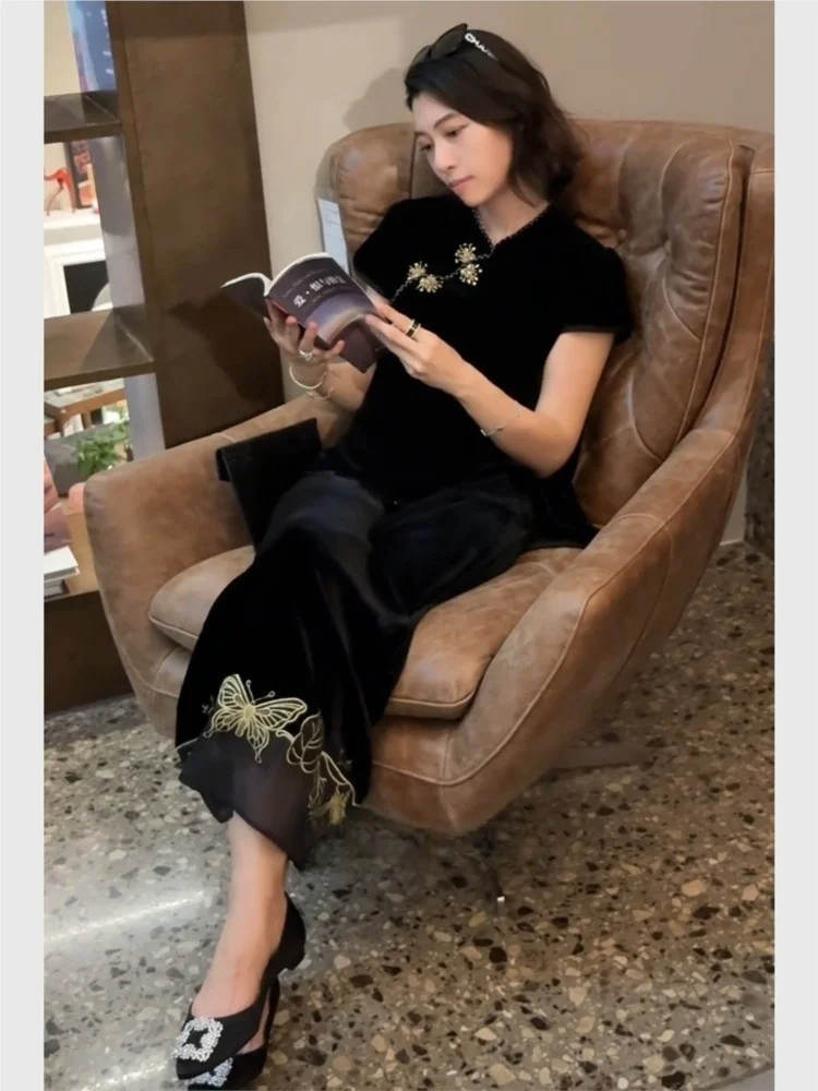 

Новый женский топ Cheongsam в китайском стиле и юбка из двух частей.