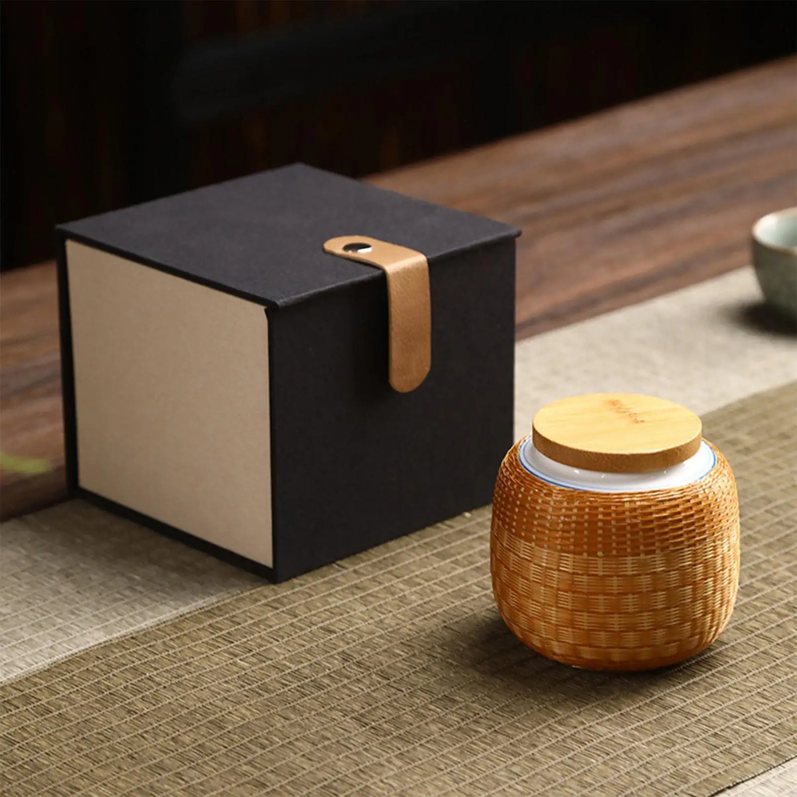 Traditional Chinese Rattan Tea Jar Ceramic Lined Airtight Canister for Loose Tea Coffee Sugar Storage Vintage Kitchen Decor