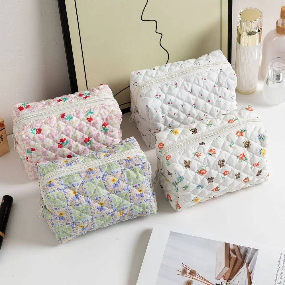 Flower Printed Floral Puffy Quilted Makeup Bag Cosmetic Bag Travel Organizer Toiletry Bag Storage Bag Washbag