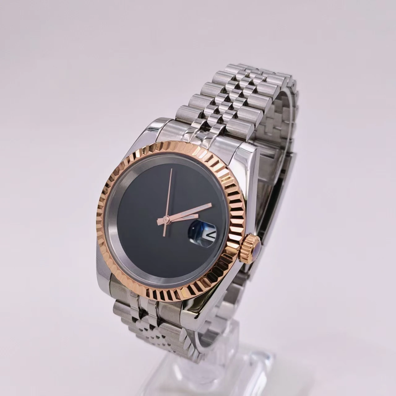 

Luxury Self Made Diy NH35 Movement Watch Mod 39mm Rose Gold Fit Seiko NH35 movement Green Luminous Black No Marker 28.5mm Dial