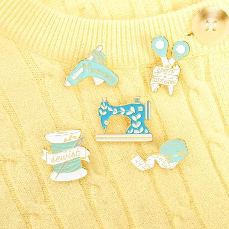 Fabric Sewing Enamel Pins Sewing Kit Custom Scissors Glue Gun Sewing Machine Tape Badges Lapel Jewelry Gift for Friend Wholesale