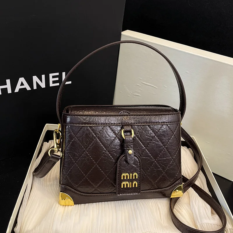 

This year's popular light luxury designer bags women's 2025 new rhombus portable bucket bag all-match shoulder messenger bag