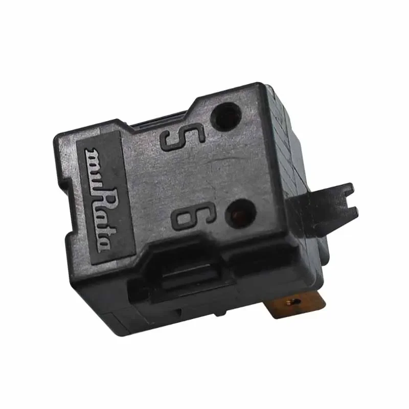 1Pcs for Refrigerator Compressor PTC Starter  Universal 4R7MD3 150MD3