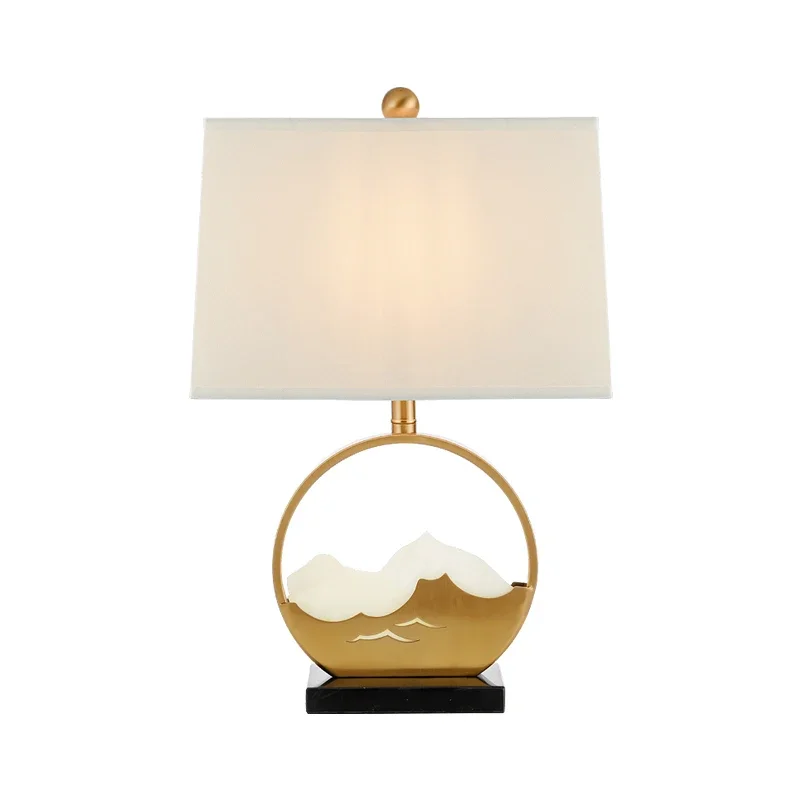 

TLL Simple Golden Landscape Table Lamp Creative Hotel Exhibition Hall Bedside Table Lamp