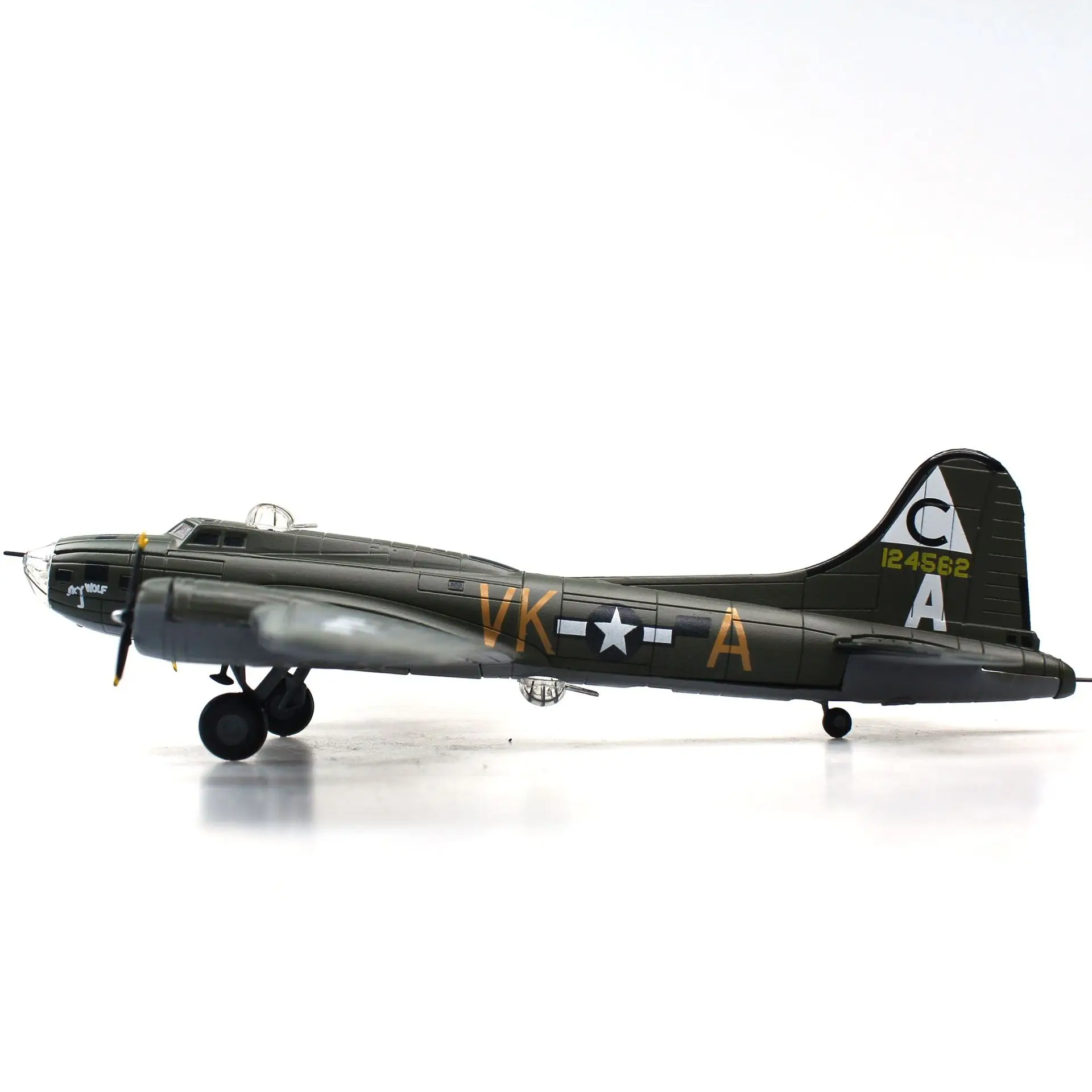 1/144 Scale Planes US B-17F Flying Fortress Bomber Aircraft Metal Simulation Aviation Model Military Fighter Souvenir Decoration