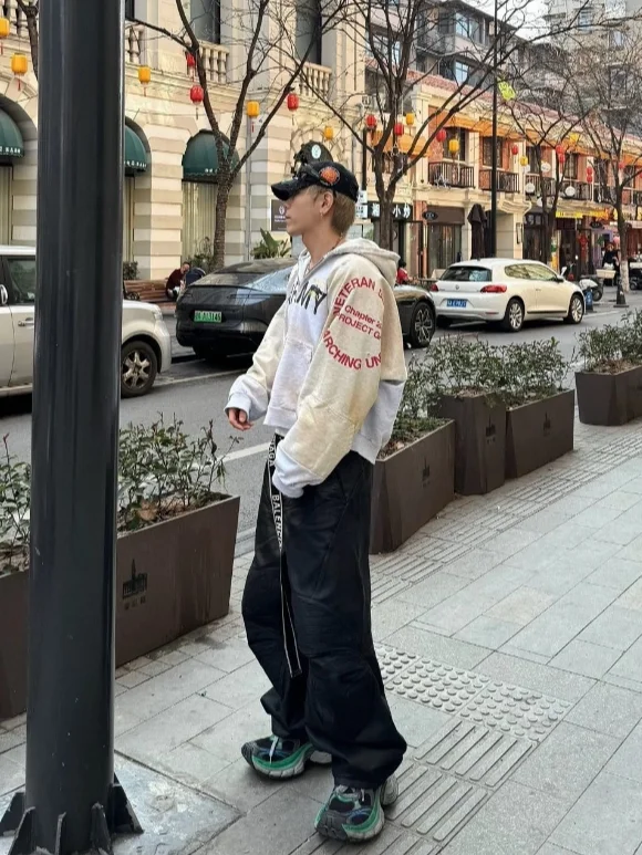 

Мужская осенне-зимняя толстовка-кардиган на молнии с принтом и вышивкой в американском уличном стиле, повседневная одежда для пар