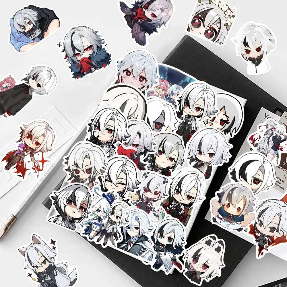 أنيمي جينشين تأثير Knave Arlecchino طالب دراجة نارية دفتر ملصقات كوب ملصق مضاد للمياه هاتف محمول لوحي ملصق