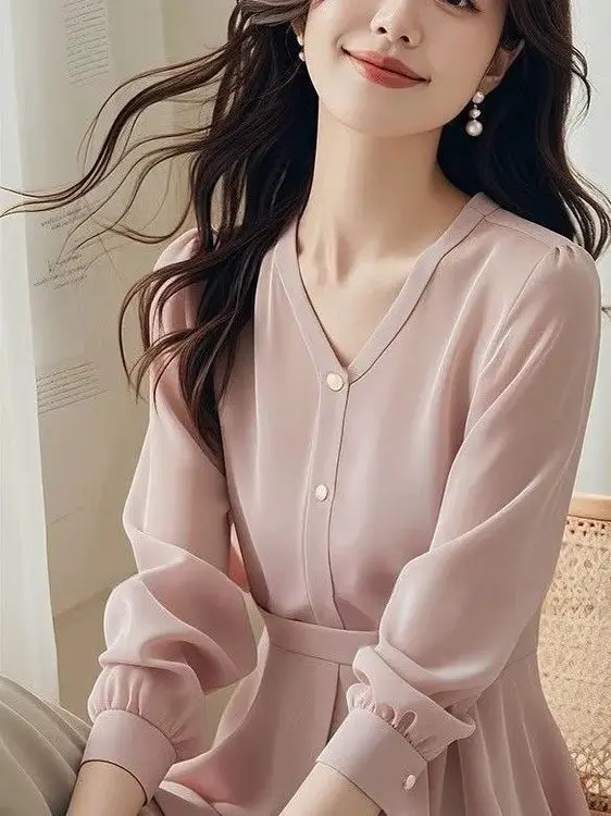 

Elegant Unique Long Sleeve Women's Shirt Slimming Waist Design Fashionable Korean Style V-Neck Button up Casual Top