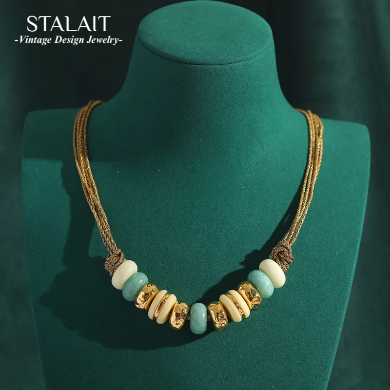 

Choker Gold Color Opal Natural Stone Circle Necklaces Vintage Bead String Four Leaf Clover Antique Jewelry Accessories Women