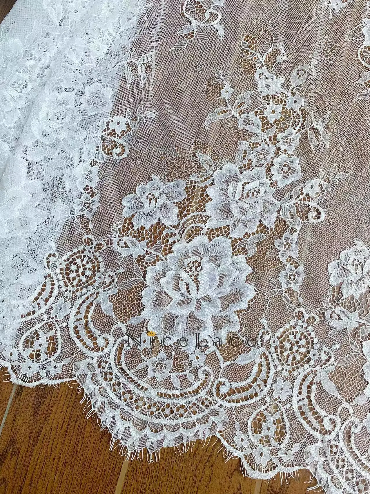 

3Meter Price 150CM Width High Quality Soft White Boho Lace Fabric Chantilly French Lace Accessories For Bride Wedding Dresses