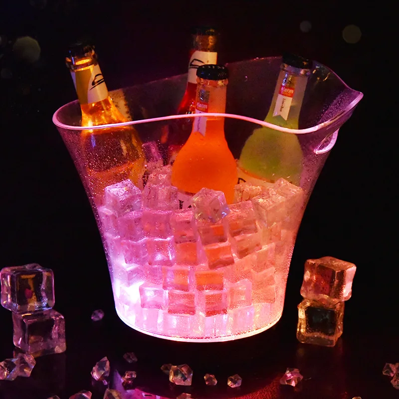 Waterproof Plastic LED Ice Bucket 6L RGB 7 Colors Glowing Beer Champagne Bucket For Nightclub