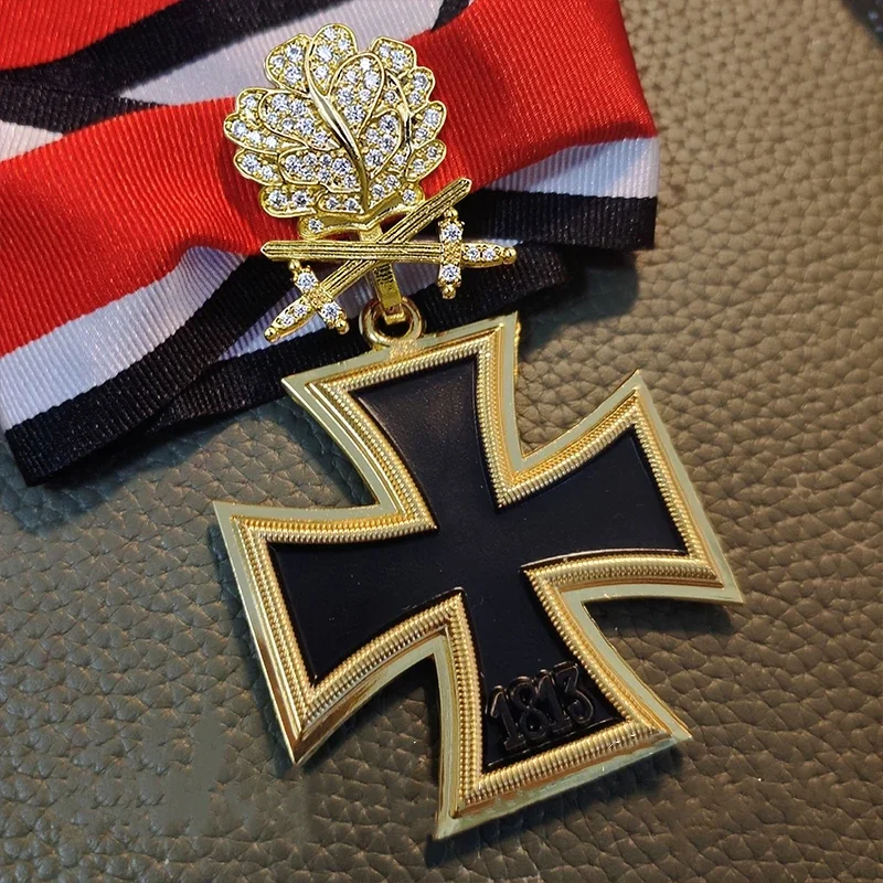 New Golden Iron Cross Knight's Medal Oak Leaf Neck Ribbon Badge Collection