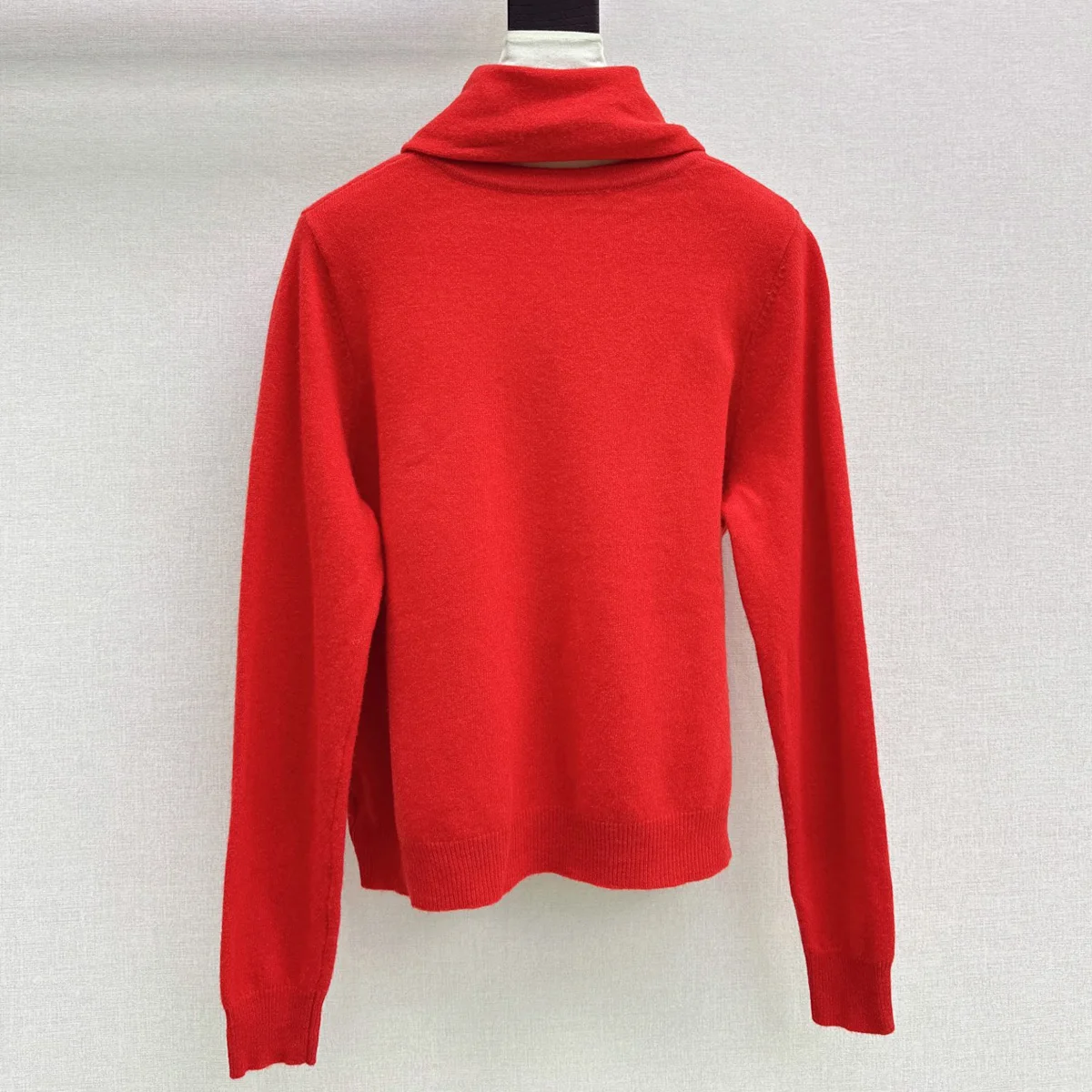 High Quality Women V Neck Long Sleeve Knit Sweater, Solid Color Pullover With Matching Fabric Scarf lyt261013221