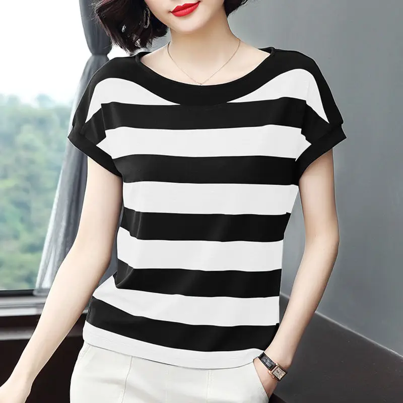 Striped Short-Sleeved T-shirt Women\'s Loose Large Size Women\'s T-shirt Summer Tops Woman Tshirts Tops Mujer Camisetas