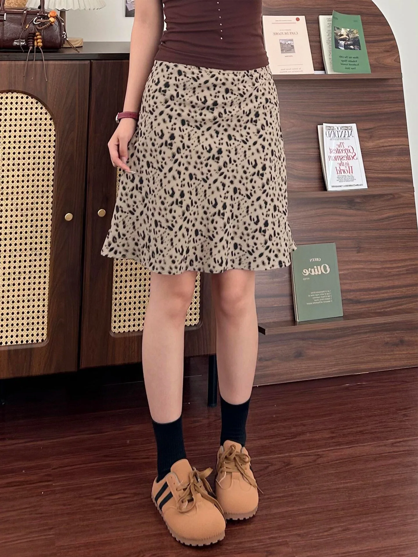 Retro Leopard Print Half Skirt Women's Autumn Miu Style Belly Covering Large Size Beautiful Short Skirt Commute Korean Version