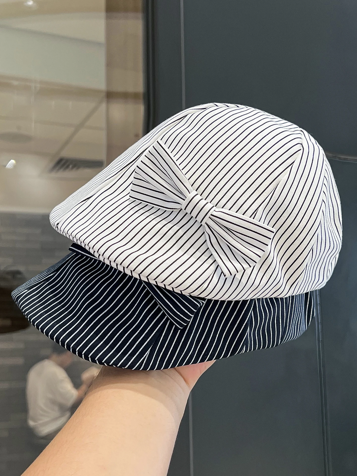 boina-feminina-de-verao-estilo-artistico-com-laco-xadrez-bone-newsboy-casual-com-aba-curta-e-protecao-solar-que-afina-o-rosto