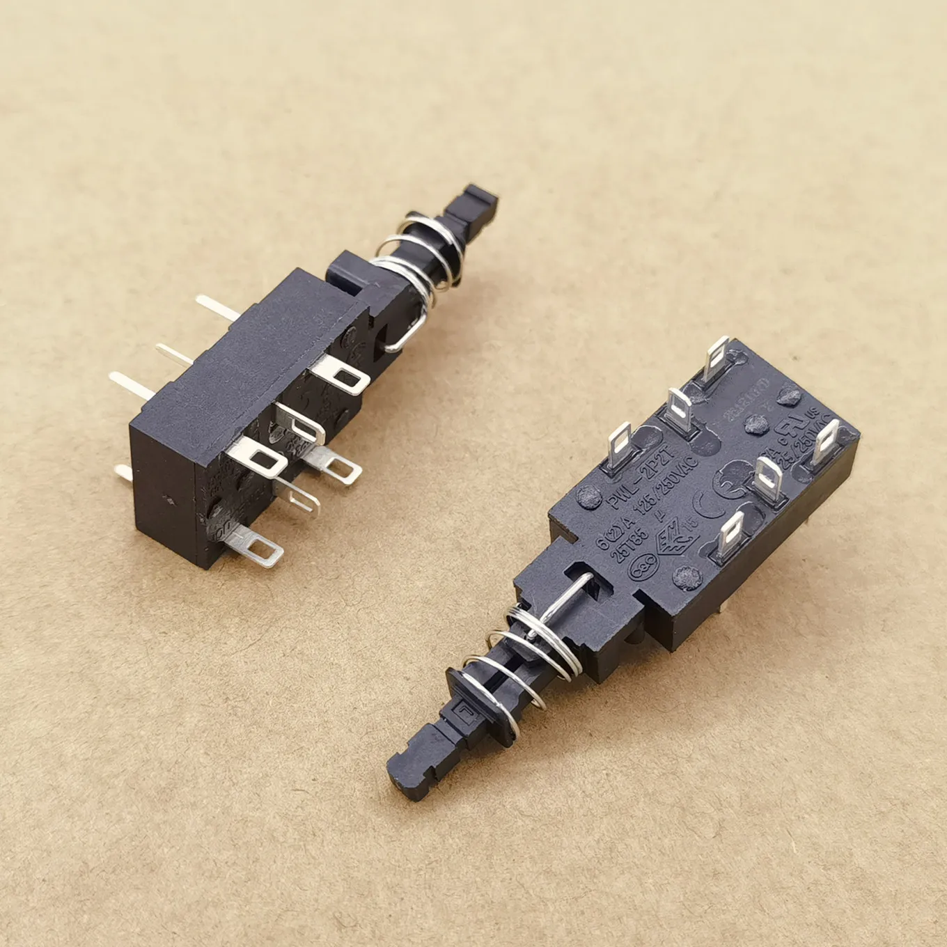 Original new 100% high current power switch self-locking straight button switch PWL-2P2T 6pin board