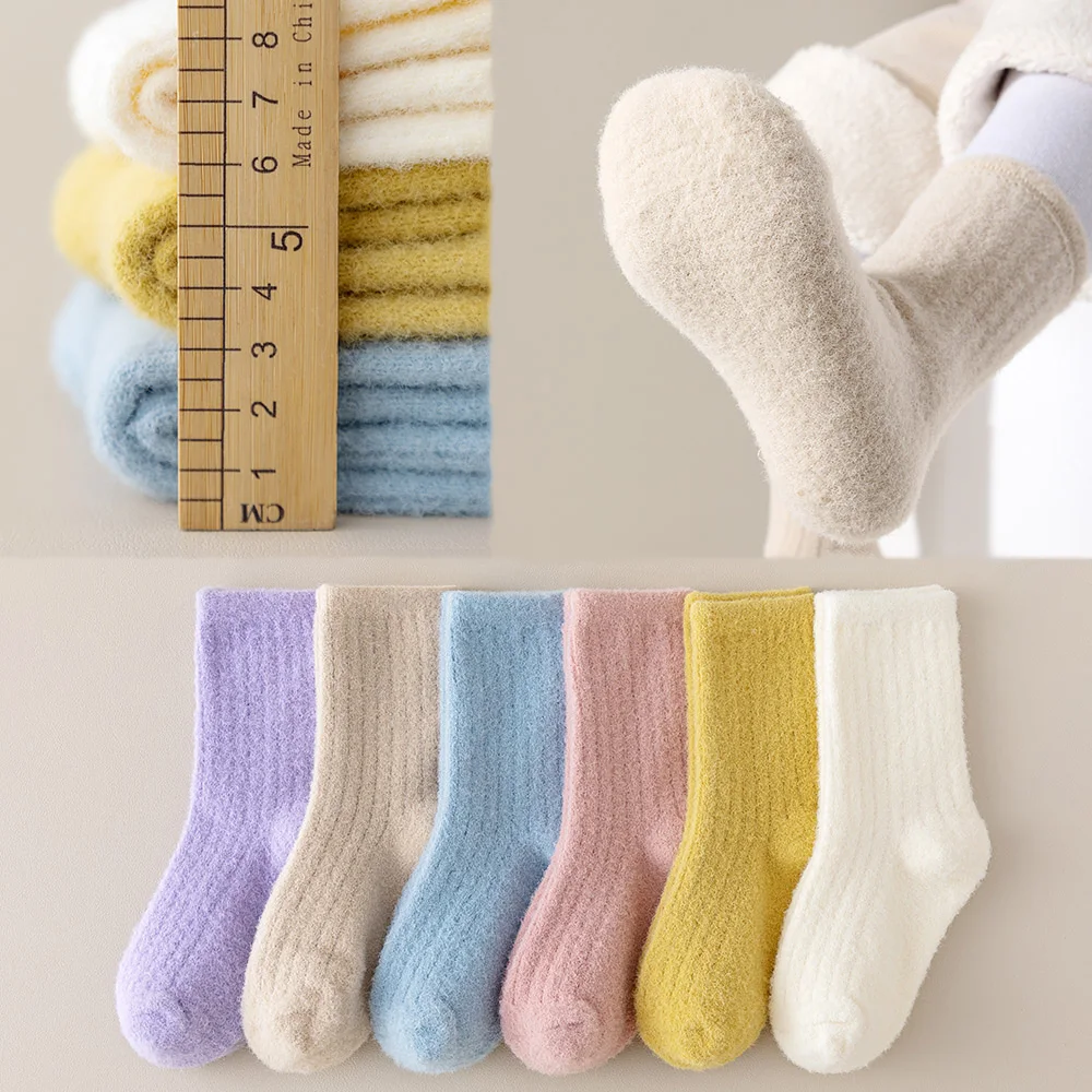 

4 pairs of children's socks for autumn and winter, baby's fleece socks for warmth, thickening, boys' and girls' looped socks wit