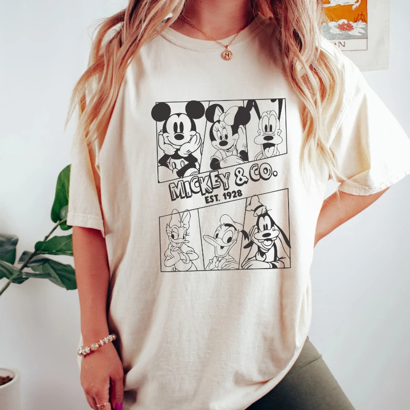 2025 New Mickey and Friends Mickey Pattern T-shirt 1928 Shirt Neutral Shirt Retro Shirt Di Fashion Travel Shirt Short Sleeve