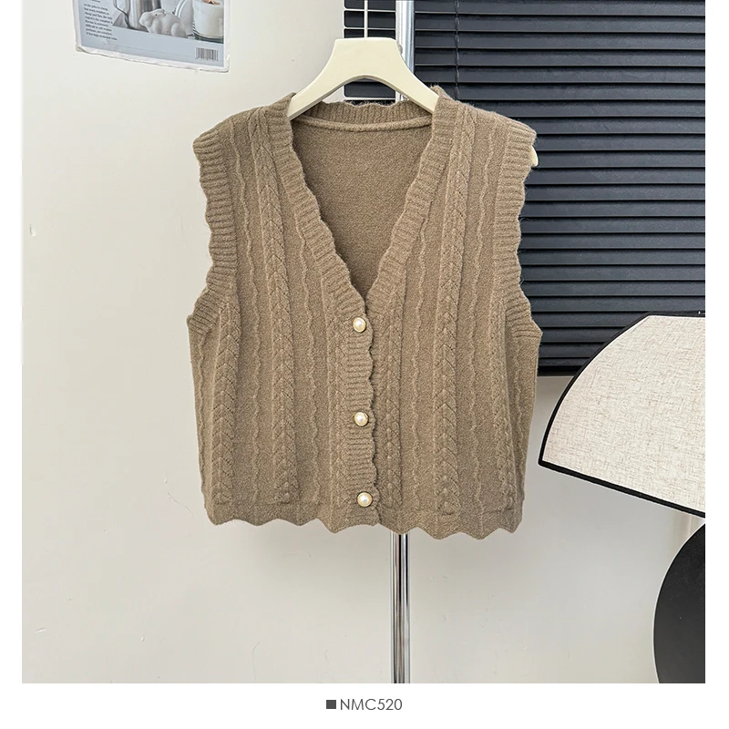 Gagarich Sweet Vertical Stripe Single Breasted V-neck Sleeveless Vest Women Autumn College Style Fashion Knitted Top Sweater