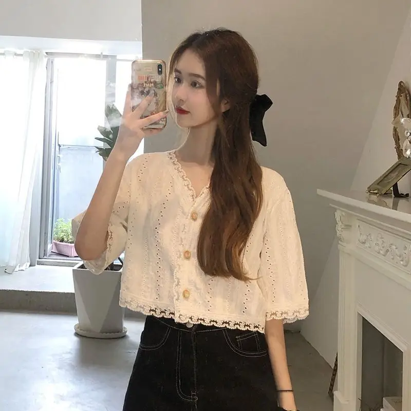 

Sweet Lace Short Blouse Summer New Short Sleeve V Neck Solid Color Hollow Out Shirt Tops Fashion Preppy Style Women Clothing