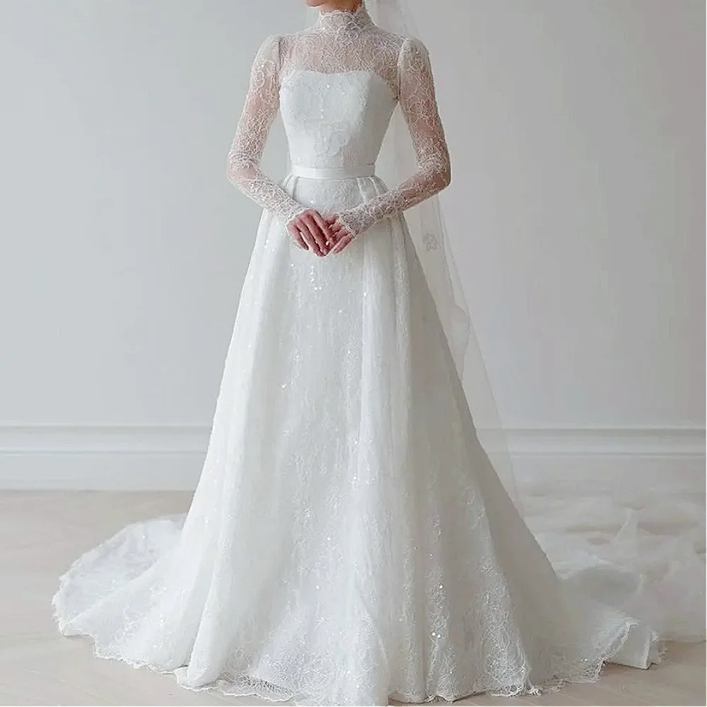 Luxury Shiny Lace Long Sleeve Wedding Dress High Neck Court Train White Dress Bridal Gown for Outdoor Wedding Shooting