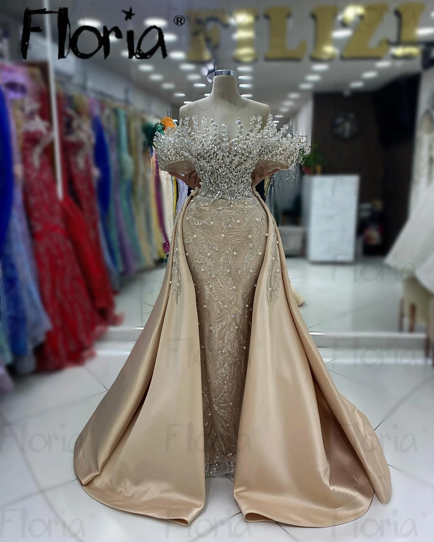 Gold Champagne Luxury Evening Dress With Overskirt Off Should Wedding Party Gowns Bridal Dress Customize Occasion Prom Dresses