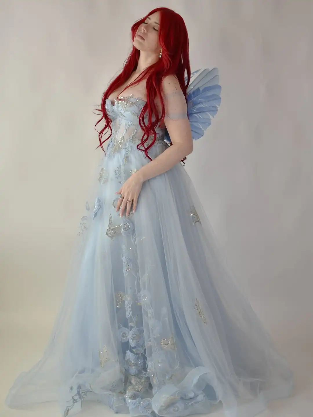 ชุดราตรีหรูหราแบบไร้สายลายดอกไม้สีเขียว-น้ำเงิน ยาวแบบแม็กซี่ สำหรับงานแต่งงาน งานเลี้ยง พรมแดง ฤดูร้อน รุ่นใหม่ปี 2026