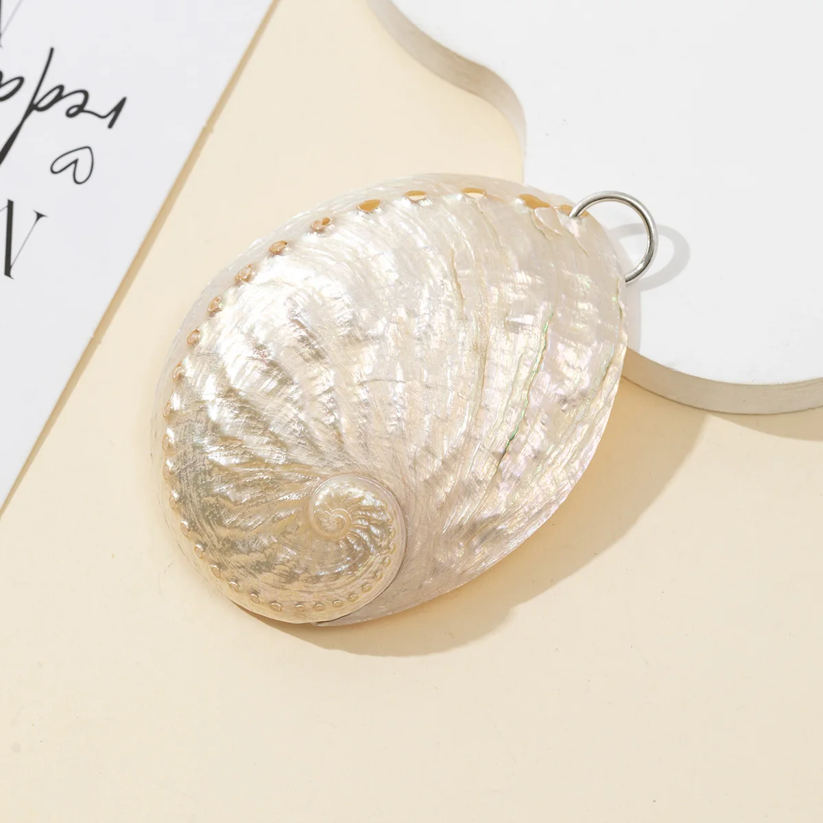 Feine natürliche Süßwasser Shell Charms Kunsthandwerk einseitige weiße Shell Anhänger Schmuck machen DIY Halskette Zubehör Geschenk