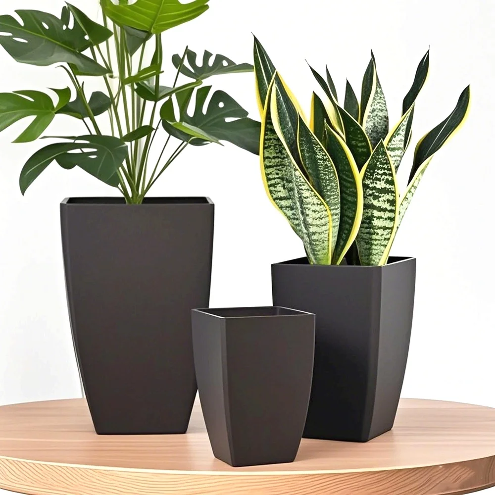 M L Modern Black Plastic Flower Pot Indoor Outdoor Standing Pot with Glossy Conical Design for Housewarming Home Decor Pot