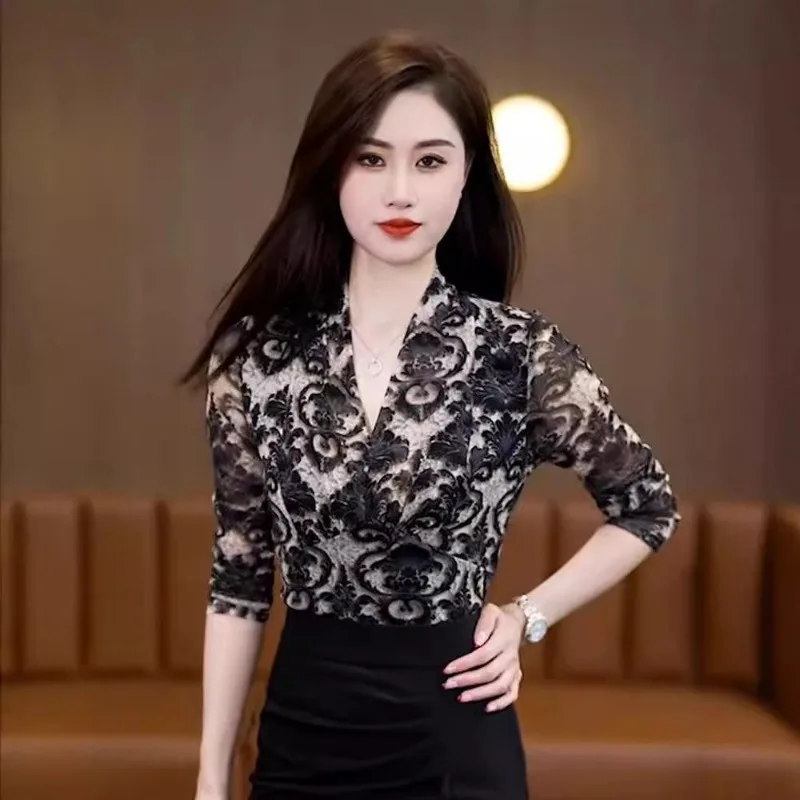 Pullover Ladies Fashion Slim Simplicity Elegant Trend Sexy Temperament Printing Long Sleeve V-neck Summer New Style Tops